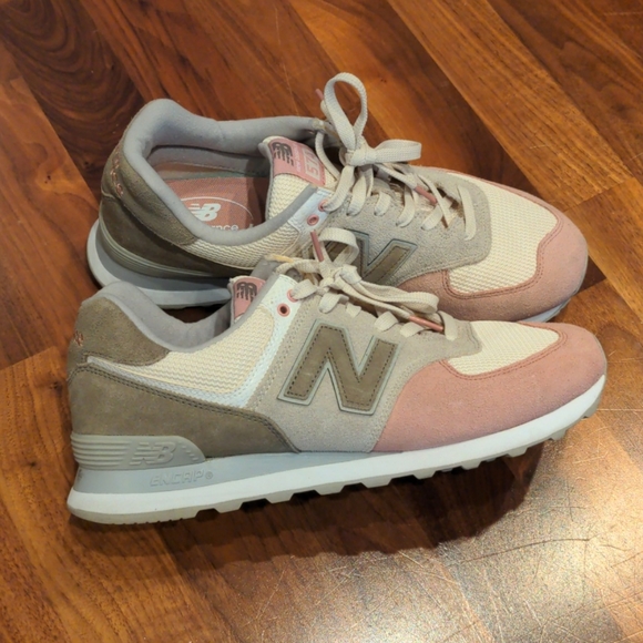 COPY - Men's New Balance 574 Size 11 - Picture 2 of 4